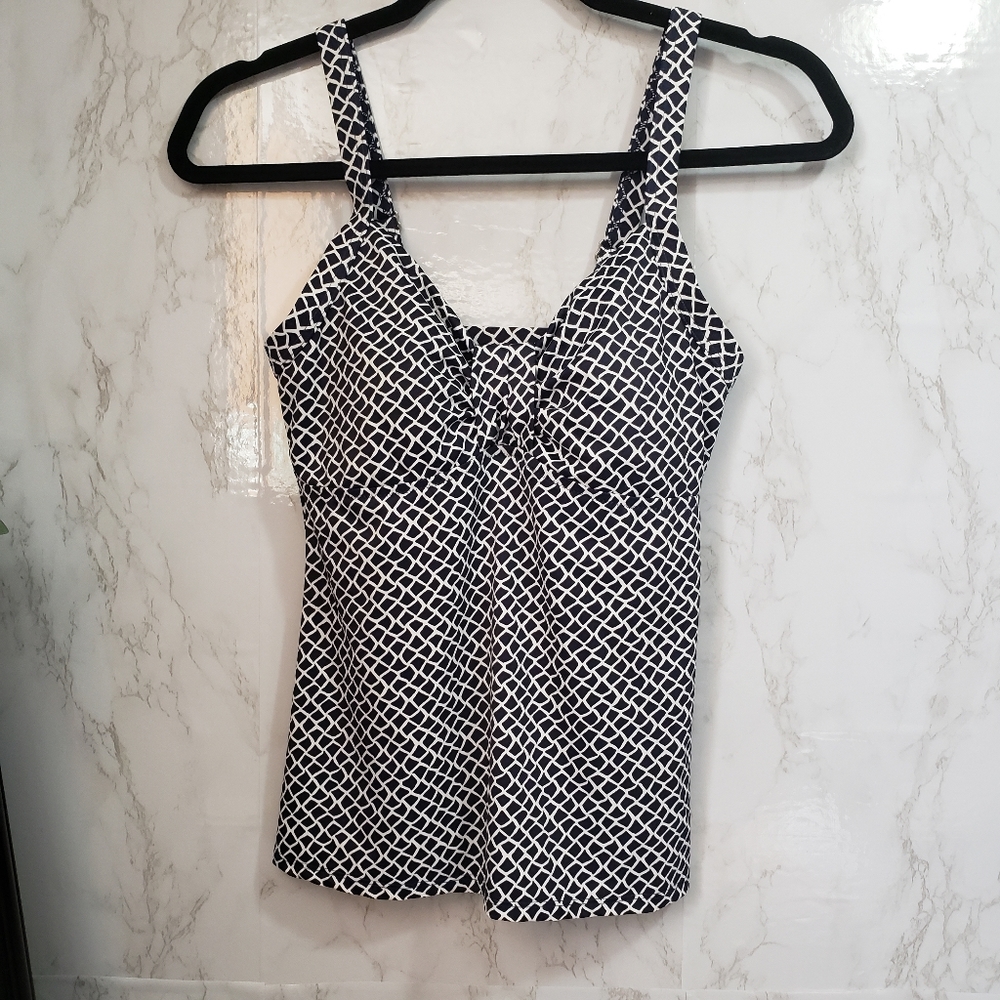 L.L. Bean Swim Top Blue and White (8)